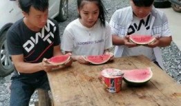 吃瓜比赛搞笑视频合集,笑料十足，欢乐无限